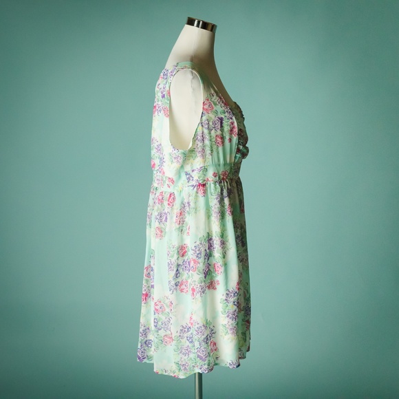 Torrid 18 Pastel Floral Print Fit Flare Dress - Picture 3 of 7
